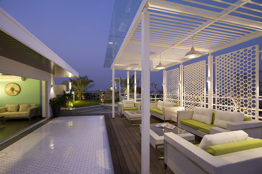 India Art n Design features luxurious Baroda penthouse by Ar. Dipen Gada