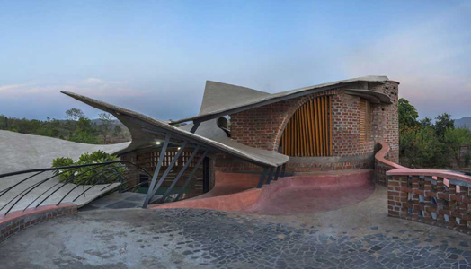 India Art n Design features Brick House by iStudio Architecture