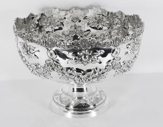 Gorgeous silver plated punch bowl floral decoration
