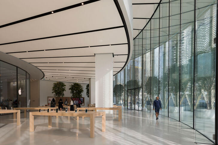 "interiors Foster+Partners Apple Dubai Mall indiaartndesign"