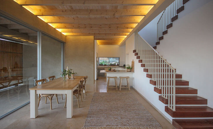 "staircase home in galilee Golany Architects indiaartndesign"