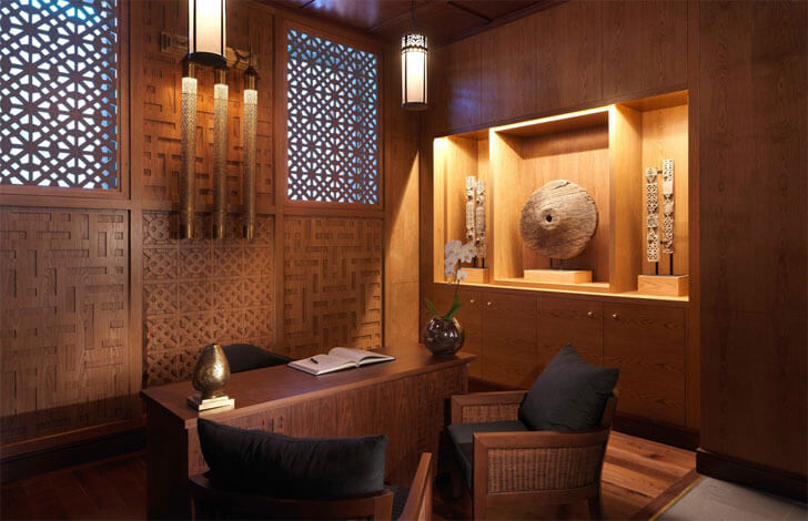 "lobby reception Atelier Pod Anantara Jabal Akhdar Resort indiaartndesign"