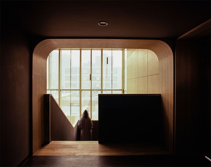 "window exhibition hall DL Atelier indiaartndesign"