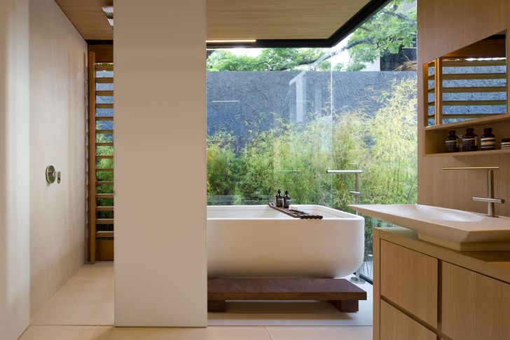 “luxury bathroom SysHaus Arthur Casas Design prefabricated homes indiaartndesign”