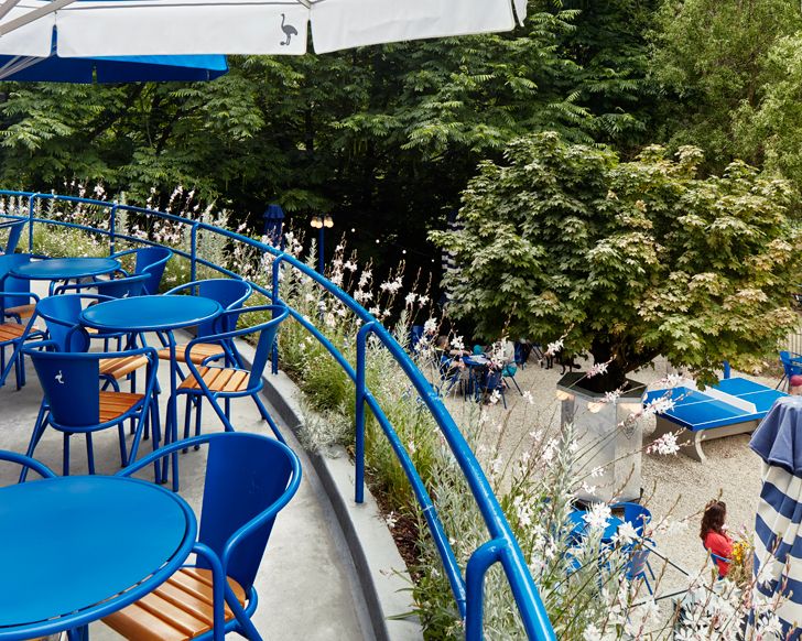 “terrace view blauwe theehuis studio modijefsky indiaartndesign”