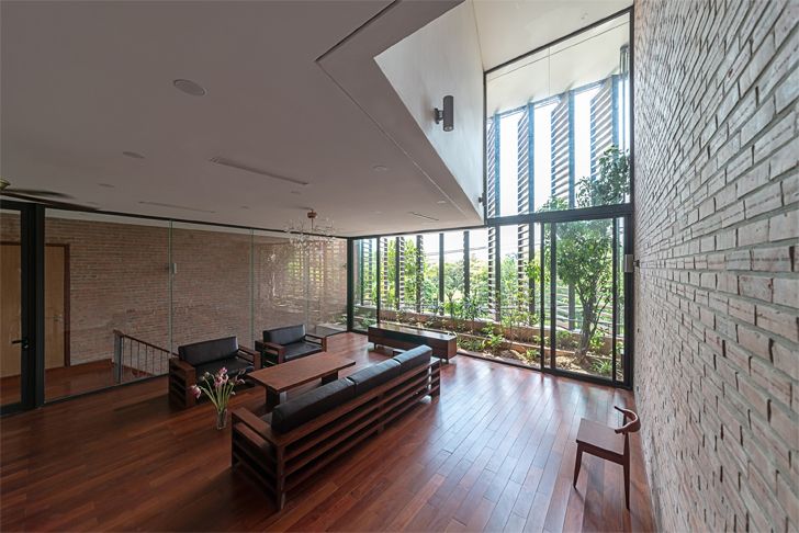 "double volume Vietnam house H&P Architects indiaartndesign"
