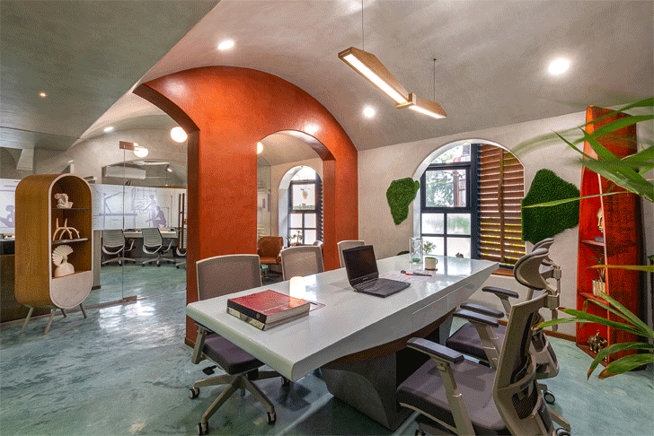 "executive area decaves by chitte architects indiaartndesign"