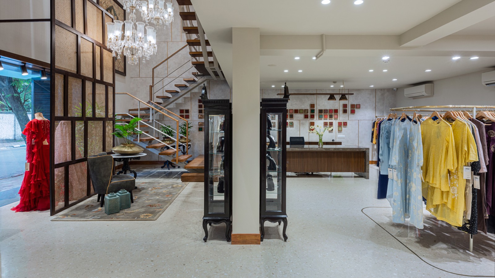 This fashion store integrates elements evocative of India’s heritage ...