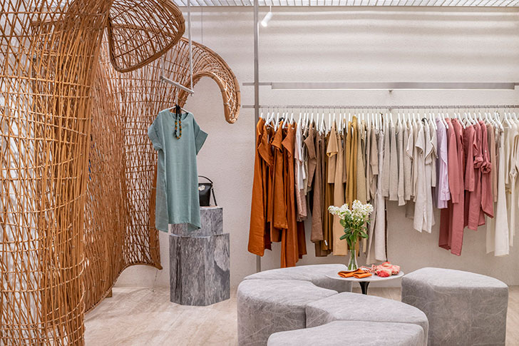 This Retail Store Sports a Narrative in Spatial Balance! » India Art N ...