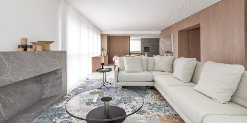 "VTA apartment Schuchovski Arquitetura indiaartndesign"