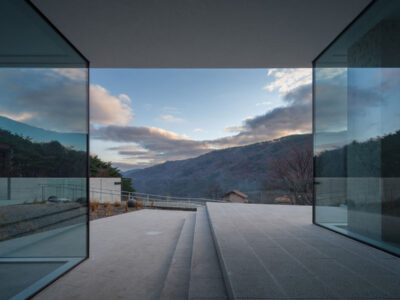 cafe in south korea in the backdrop of the gyeryongsan mountains designed by archirie