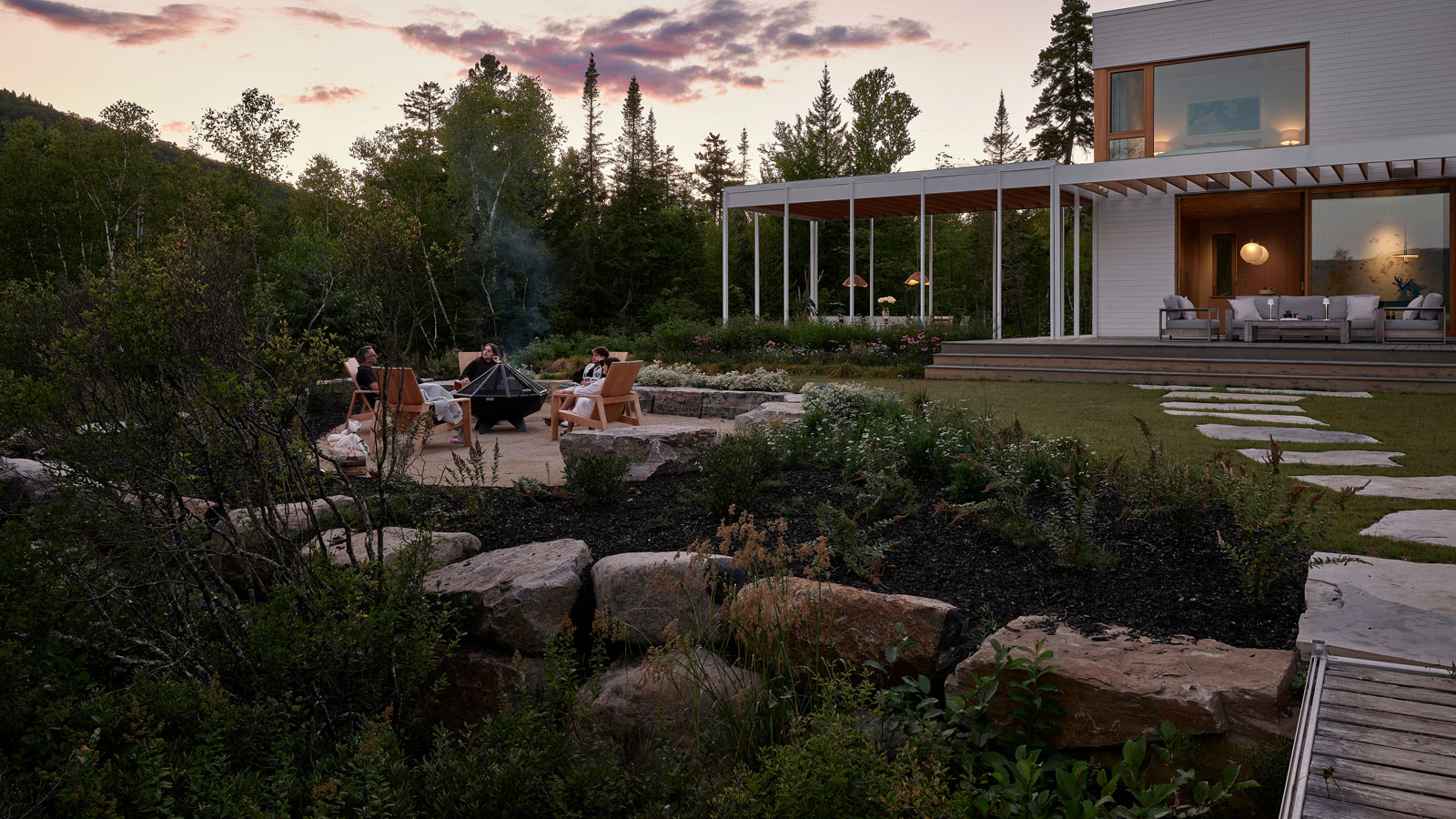 Lake Archambault Residence designed by ghoche architect