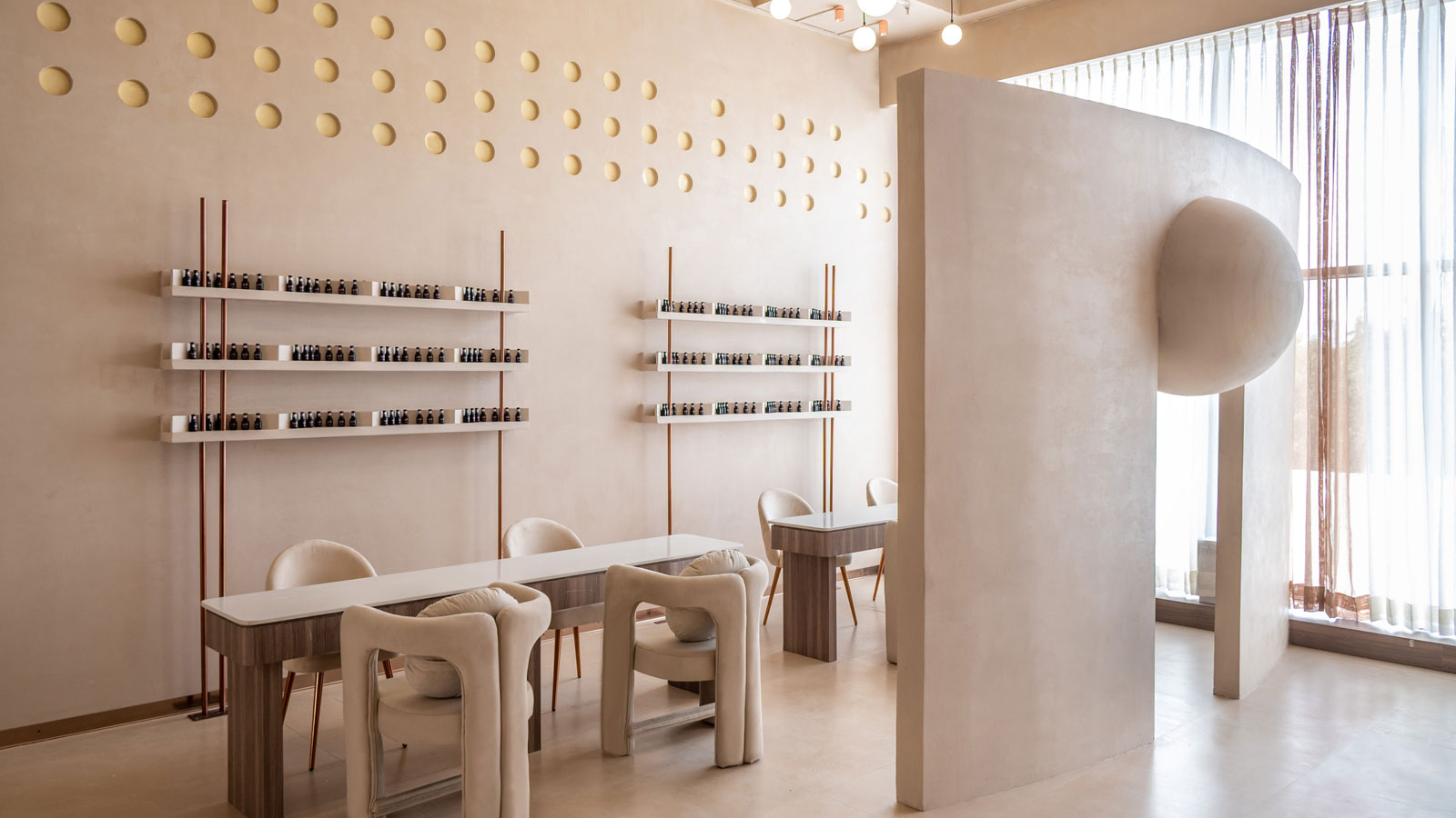 Hyderabad salon designed by studio designery