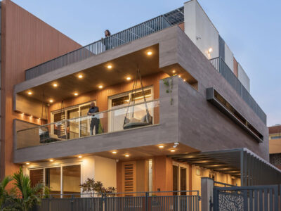 cantilevered urban house in ahmedabad designed around a triple-height chowk by prashant parmar architect