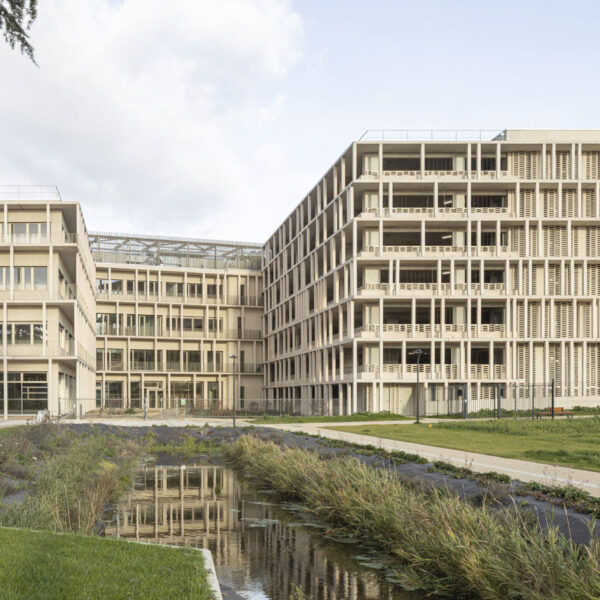 eure paramedic training institute in evreux designed by vib architecture