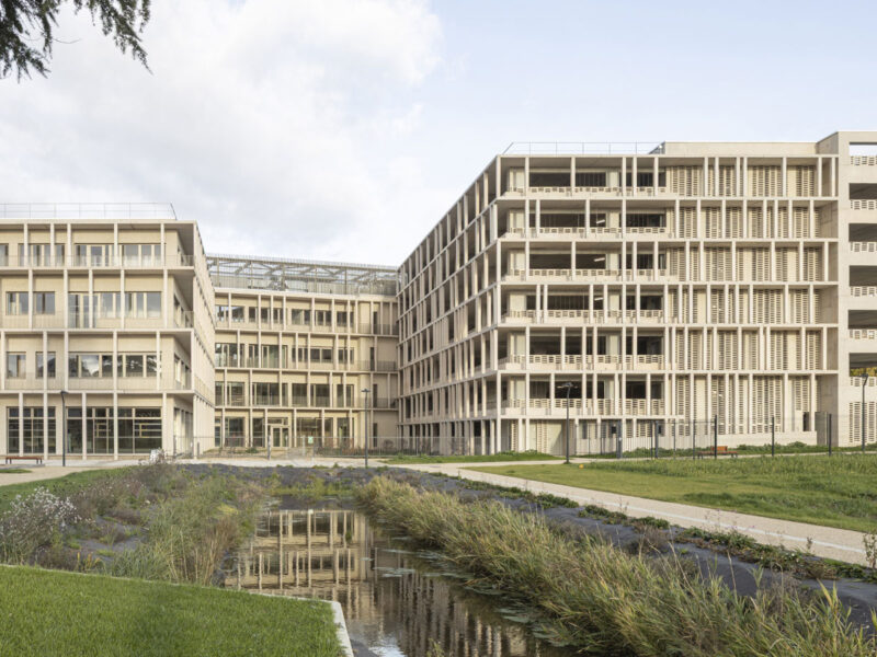 eure paramedic training institute in evreux designed by vib architecture
