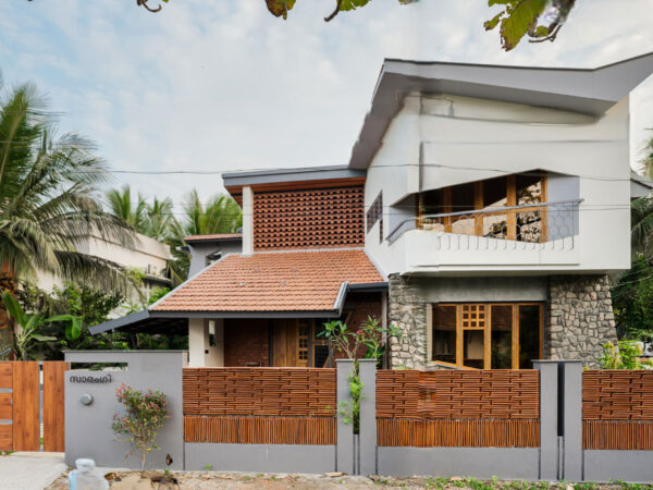 facade of butterfly house in kerala designed by tales of design studio
