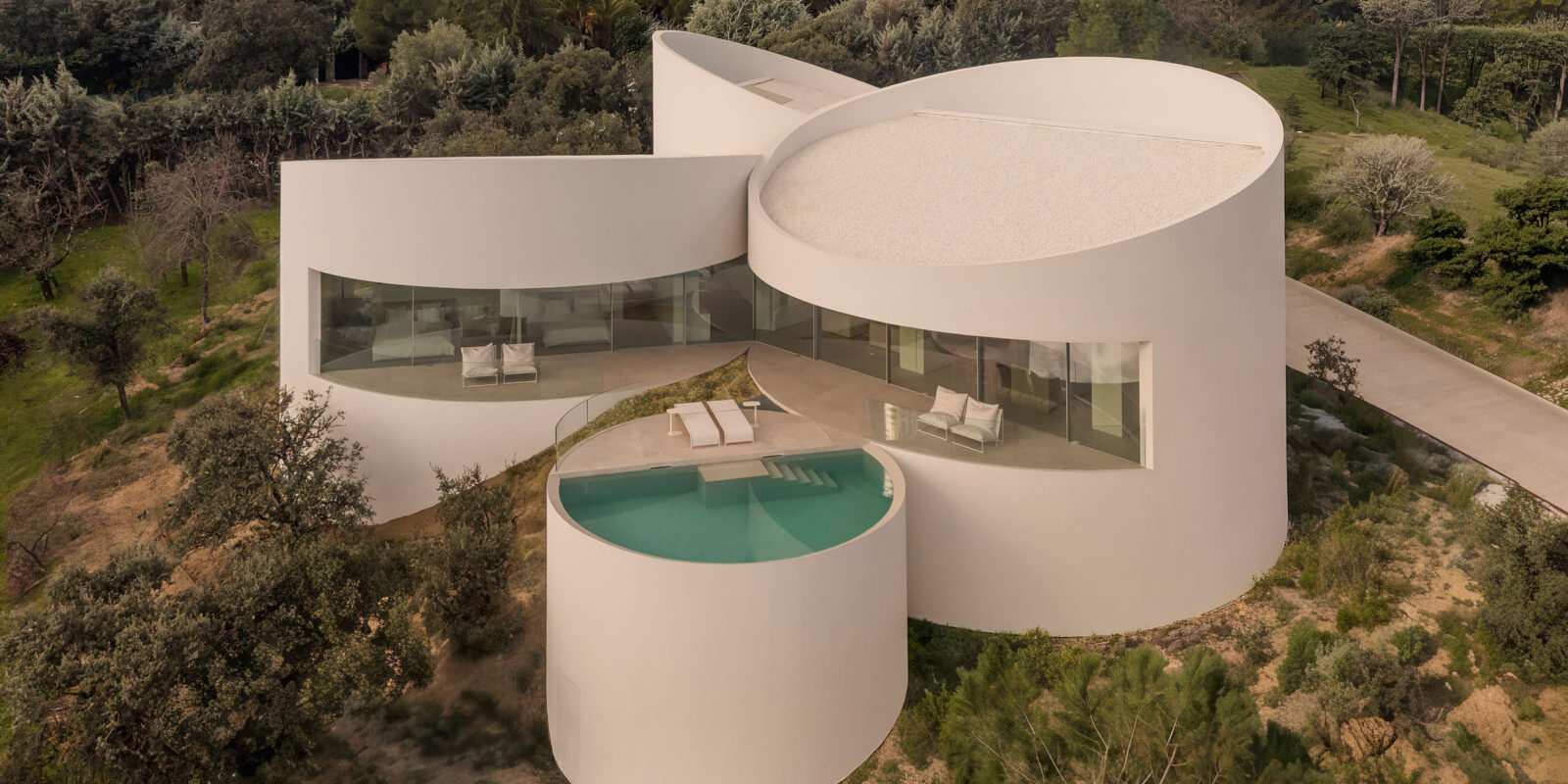 las rozas house in madrid designed by fran silvestre architects