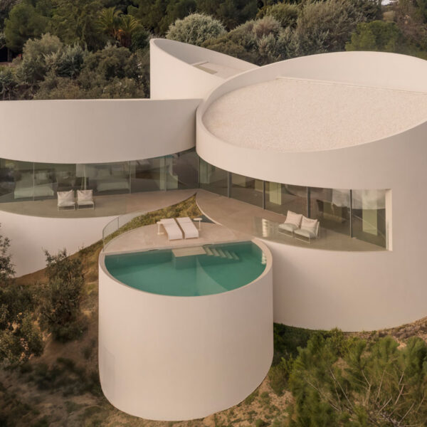 las rozas house in madrid designed by fran silvestre architects