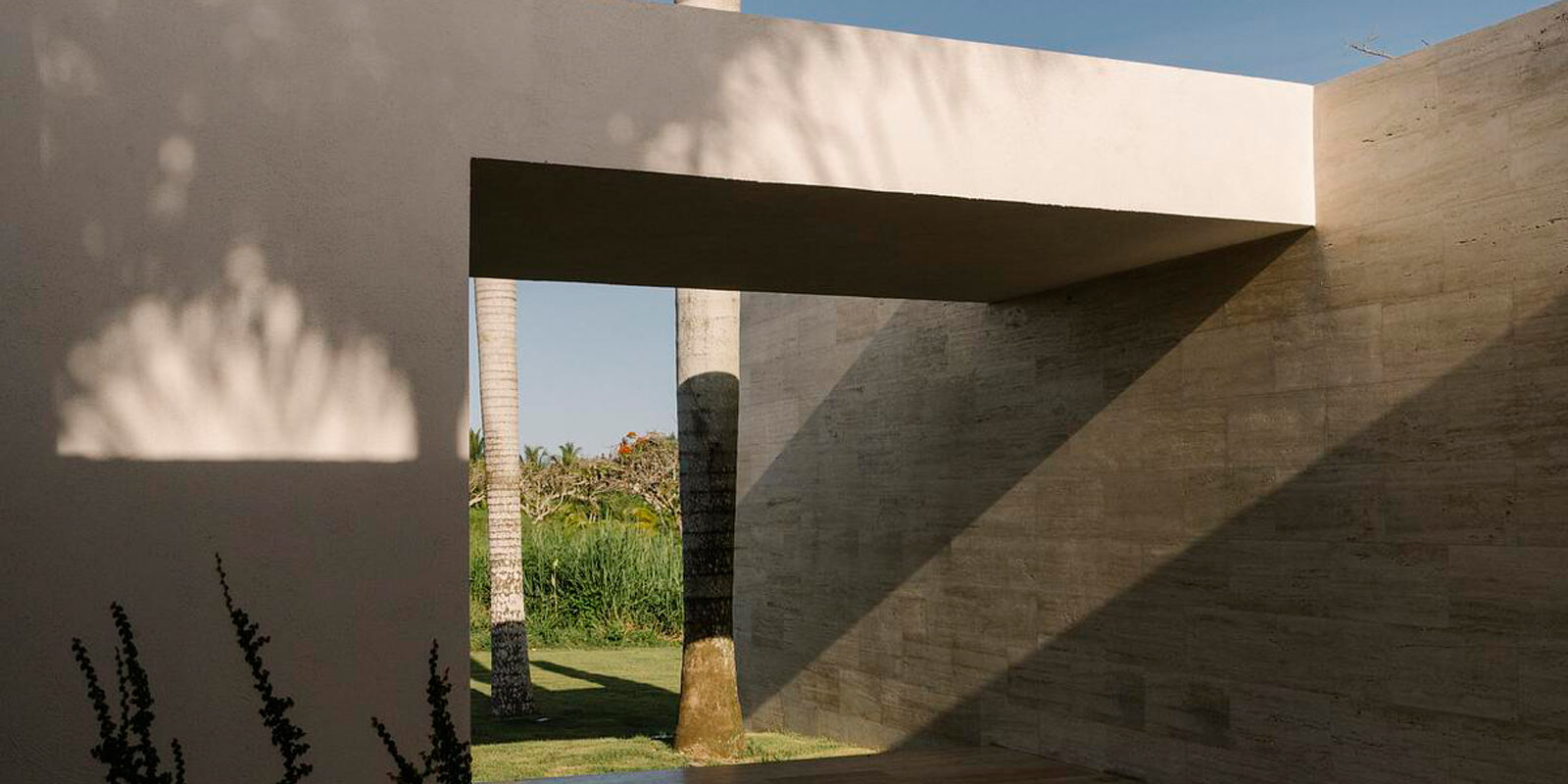 la romana villa designed by estudio mazara
