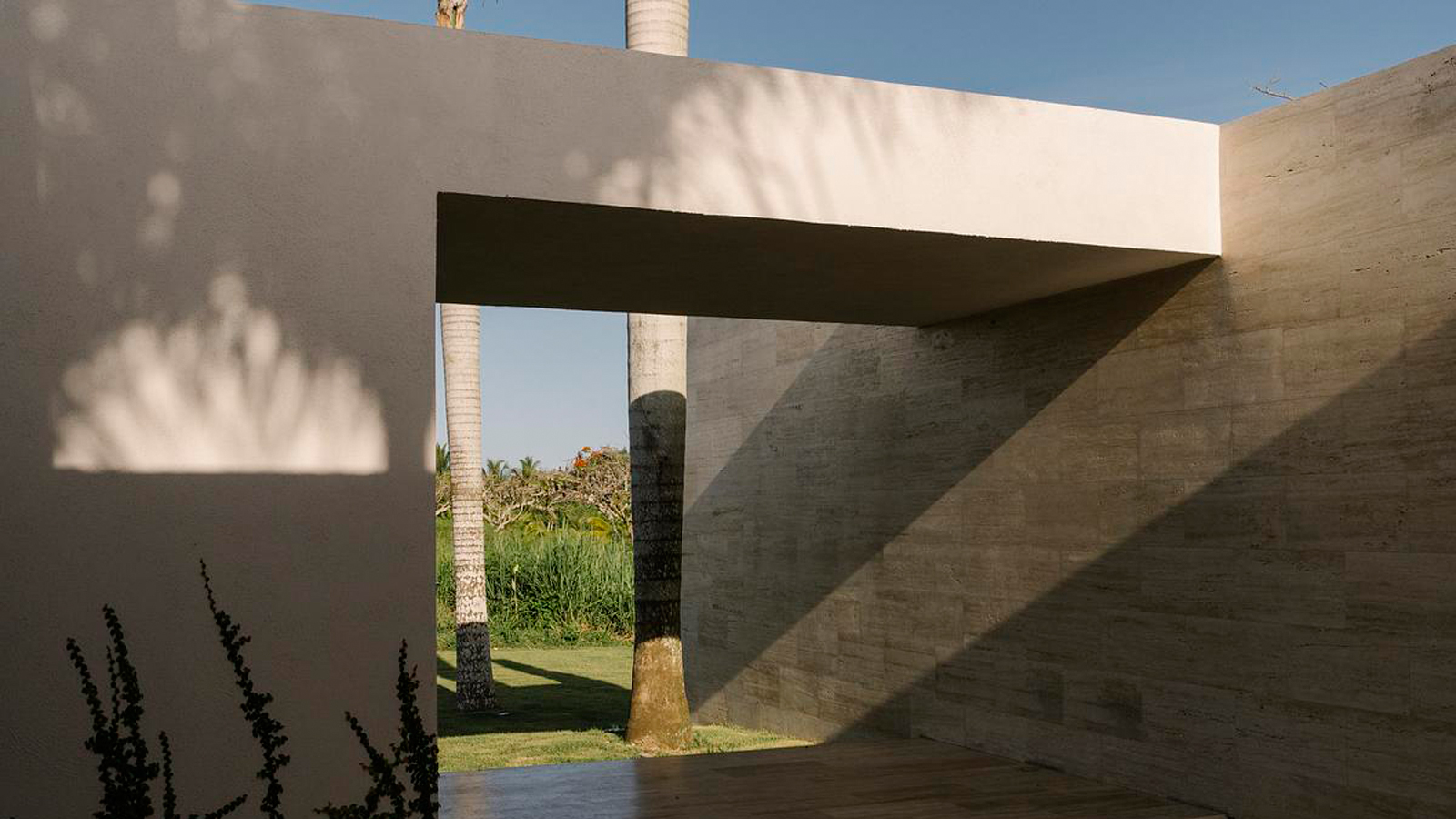 la romana villa designed by estudio mazara