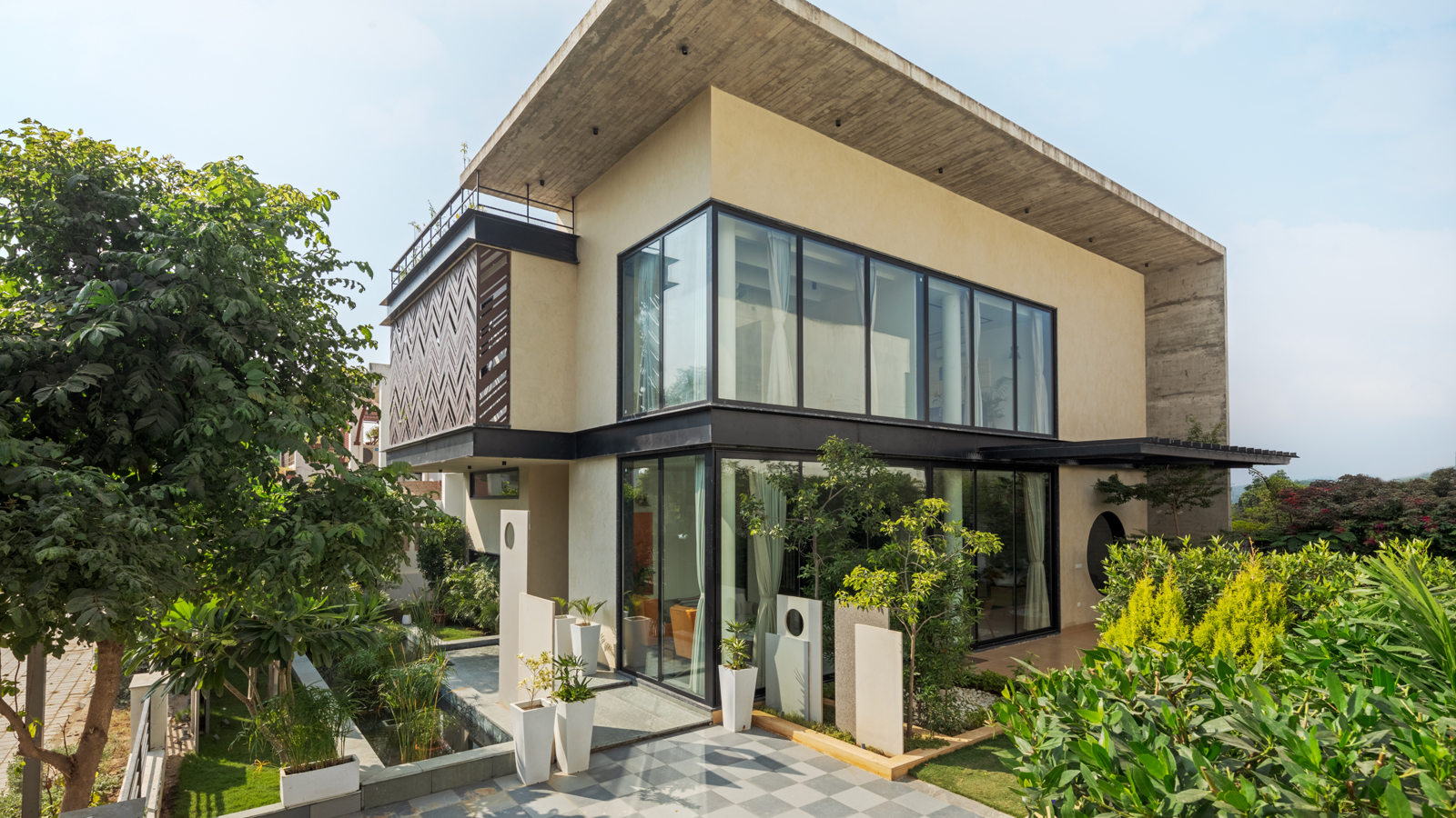 climate sensitive home in kanota village near jaipur by newness architecture
